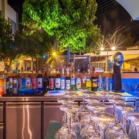 Haven Beach Boutique מלון