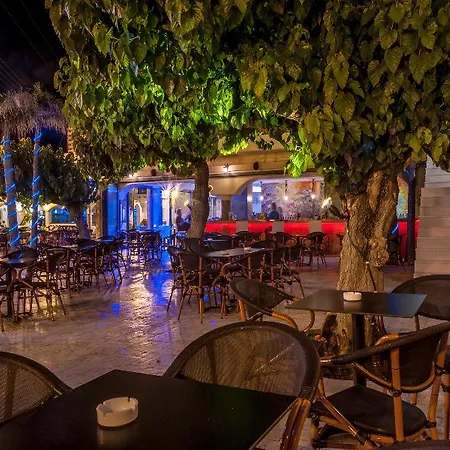 Haven Beach Boutique מלון 4*