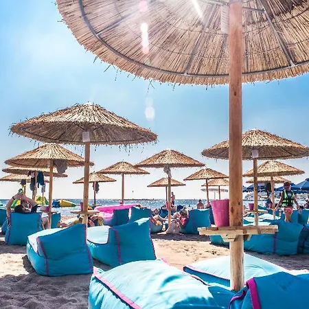 מלון Haven Beach Boutique 4*