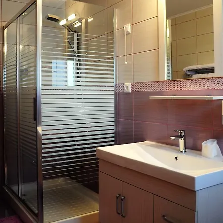 מלון Haven Beach Boutique 4*